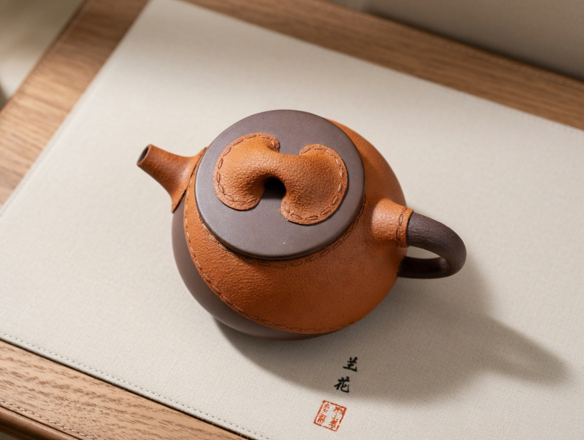The Leather-Style Zen Pot